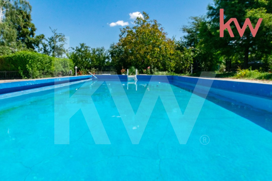 Casa 415 mp utili Leamna- Sarbatoarea, piscina proprie, 2700 mp teren