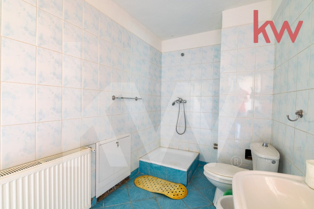 Casa 415 mp utili Leamna- Sarbatoarea, piscina proprie, 2700 mp teren