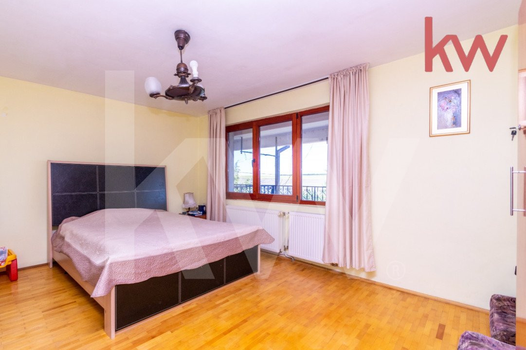 Casa 415 mp utili Leamna- Sarbatoarea, piscina proprie, 2700 mp teren