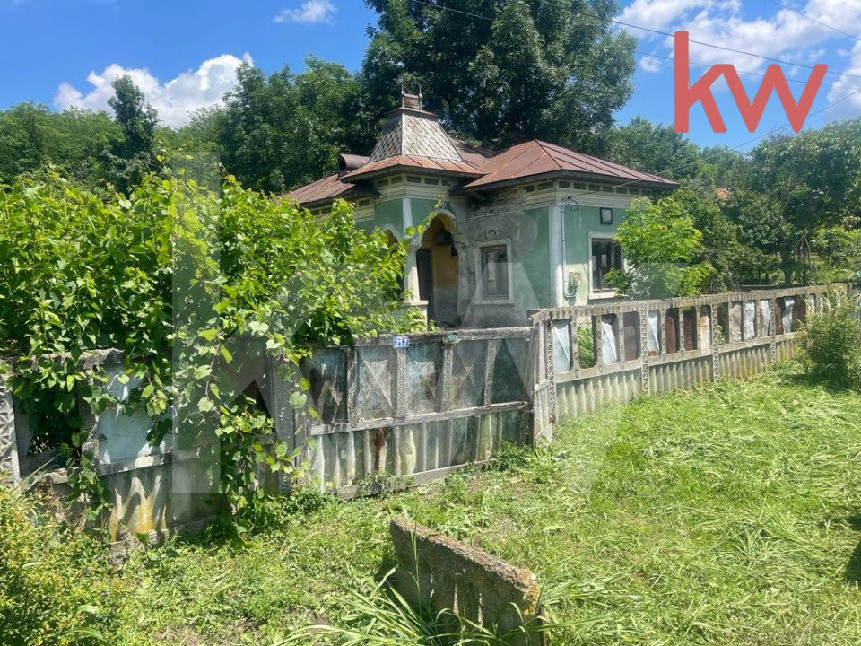 Casa Pielesti, pret atractiv, asfalt, zona linistita