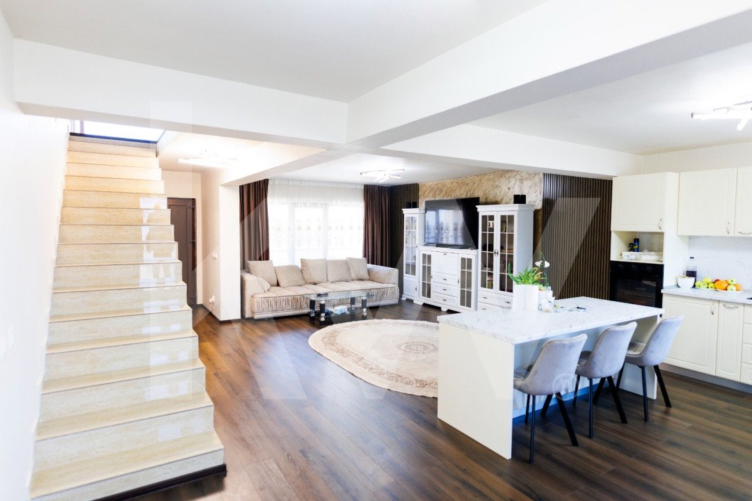 Casa modernă - parțial mobilată - zona Ford  - 4 dormitoare - 174 mp utili