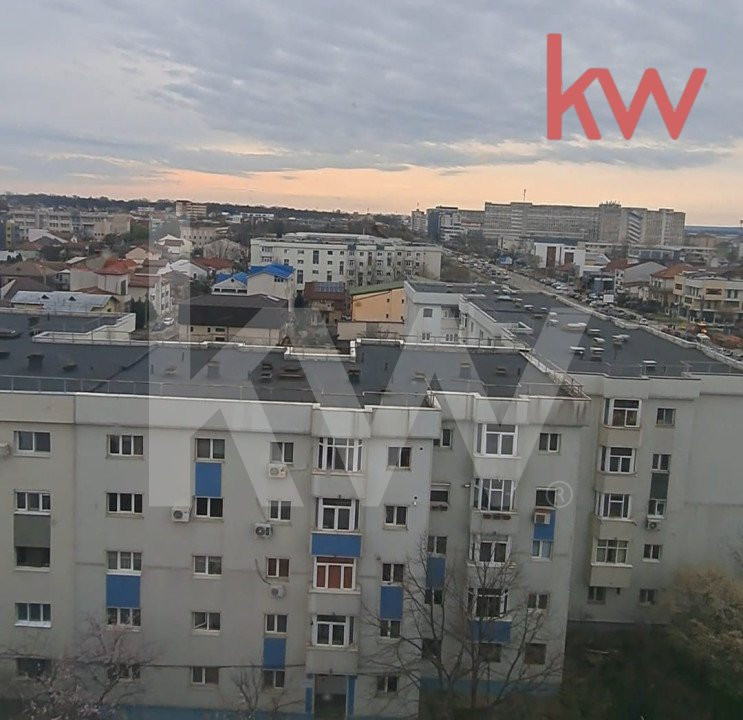 Apartament 4 camere decomandat 1 Mai