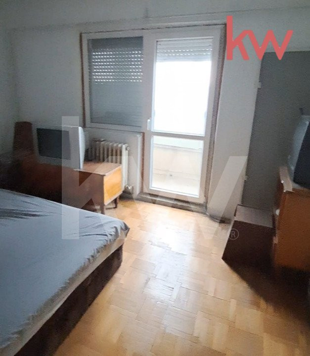 Apartament 4 camere decomandat 1 Mai