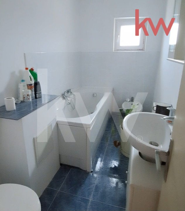 Apartament 4 camere decomandat 1 Mai