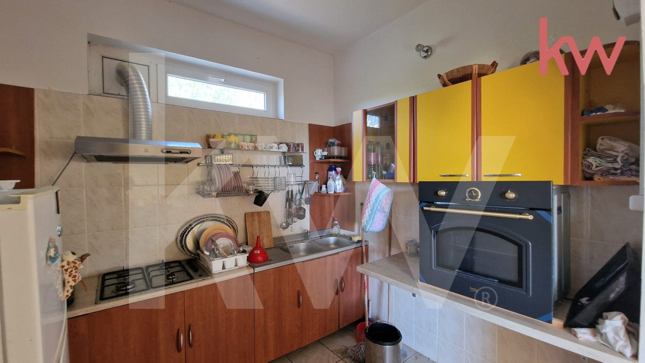 Casa Leamna in zona linistita si deosebita de padure  cu teren 1000 mp