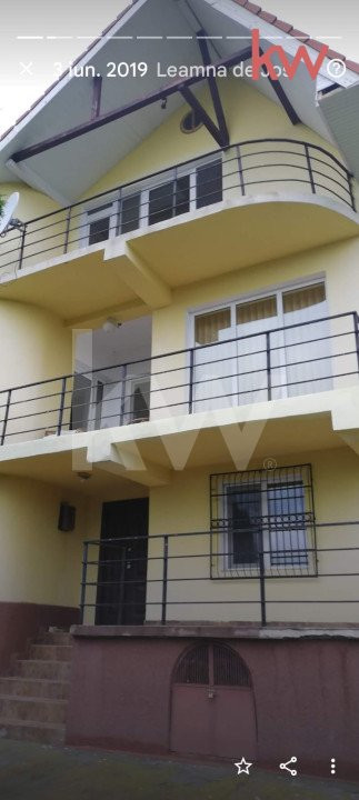 Casa Leamna in zona linistita si deosebita de padure  cu teren 1000 mp