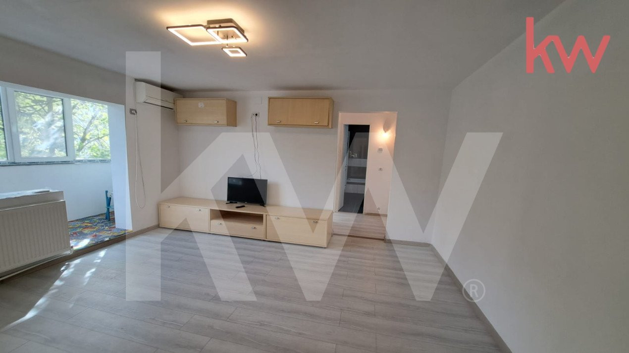 Apartament 2 camere, semidecomandat, Rovine