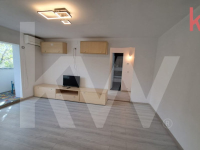 Apartament 2 camere, semidecomandat, Rovine