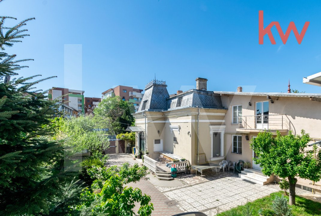 Casa boiereasca deosebita, zona centrala, teren 400 mp 