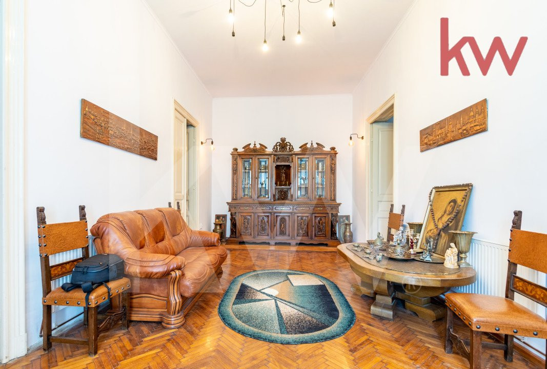 Casa boiereasca deosebita, zona centrala, teren 400 mp 