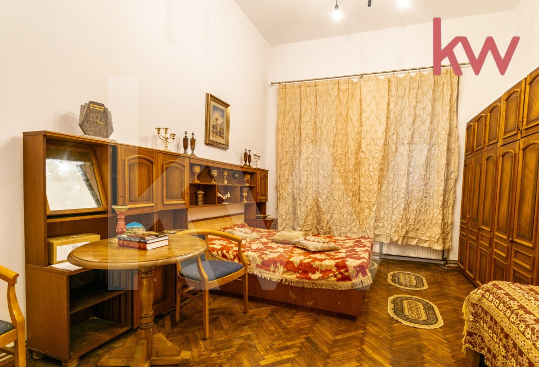 Casa boiereasca deosebita, zona centrala, teren 400 mp 