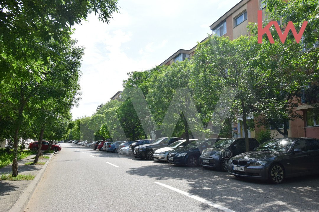 Apartament 2 camere decomandat, centrala termica, renovat si mobilat partial 