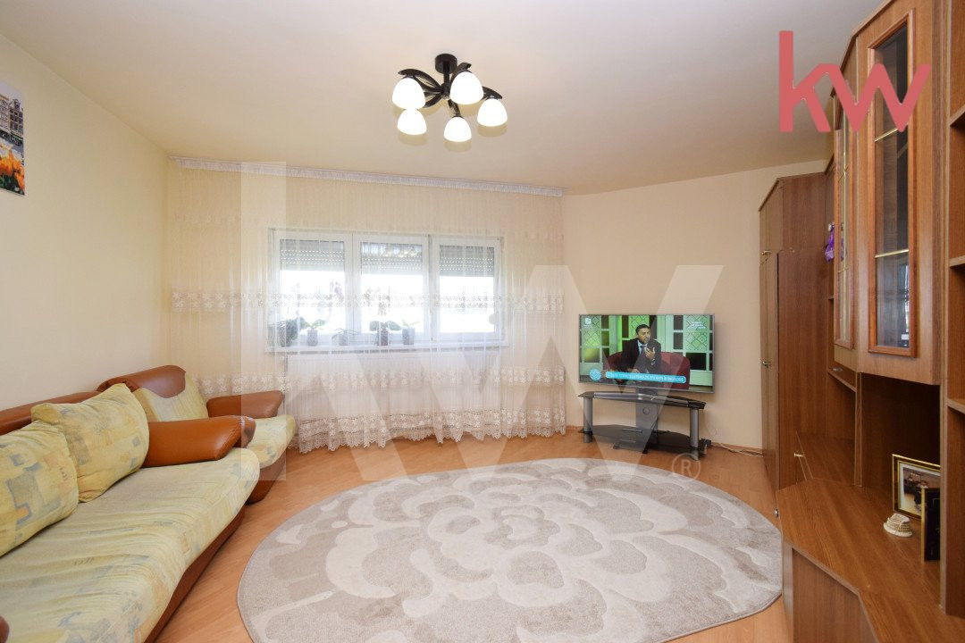 Apartament 2 camere decomandat, centrala termica, renovat si mobilat partial 