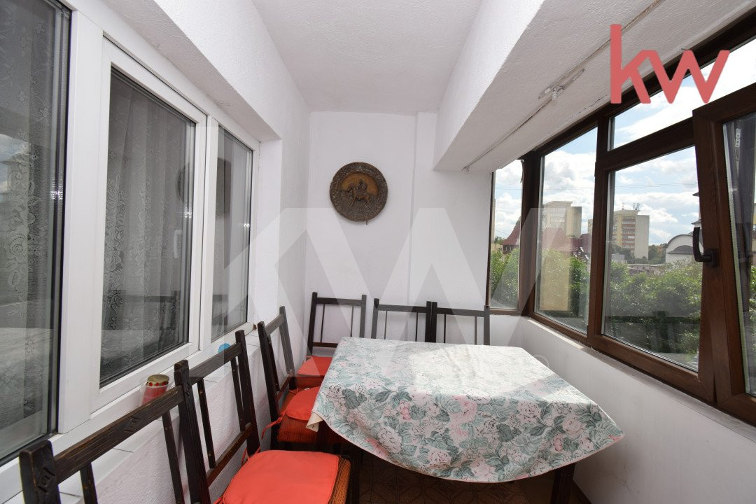 Apartament 4 camere Sarari decomandat, - schimb cu 2 camere plus diferenta
