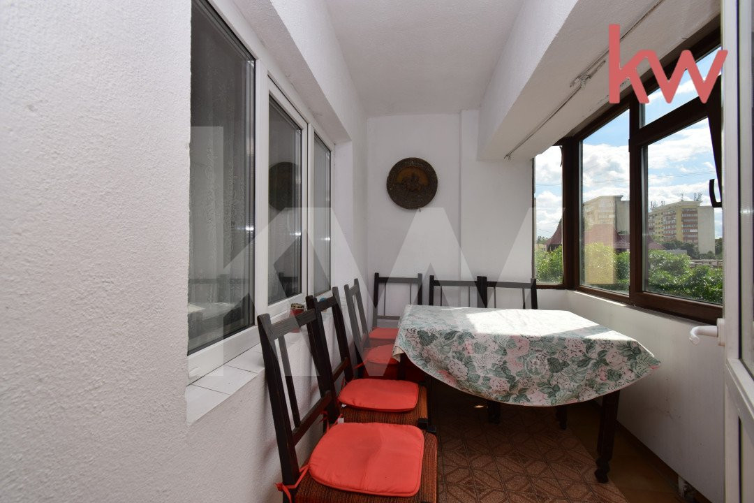 Apartament 4 camere Sarari decomandat, - schimb cu 2 camere plus diferenta