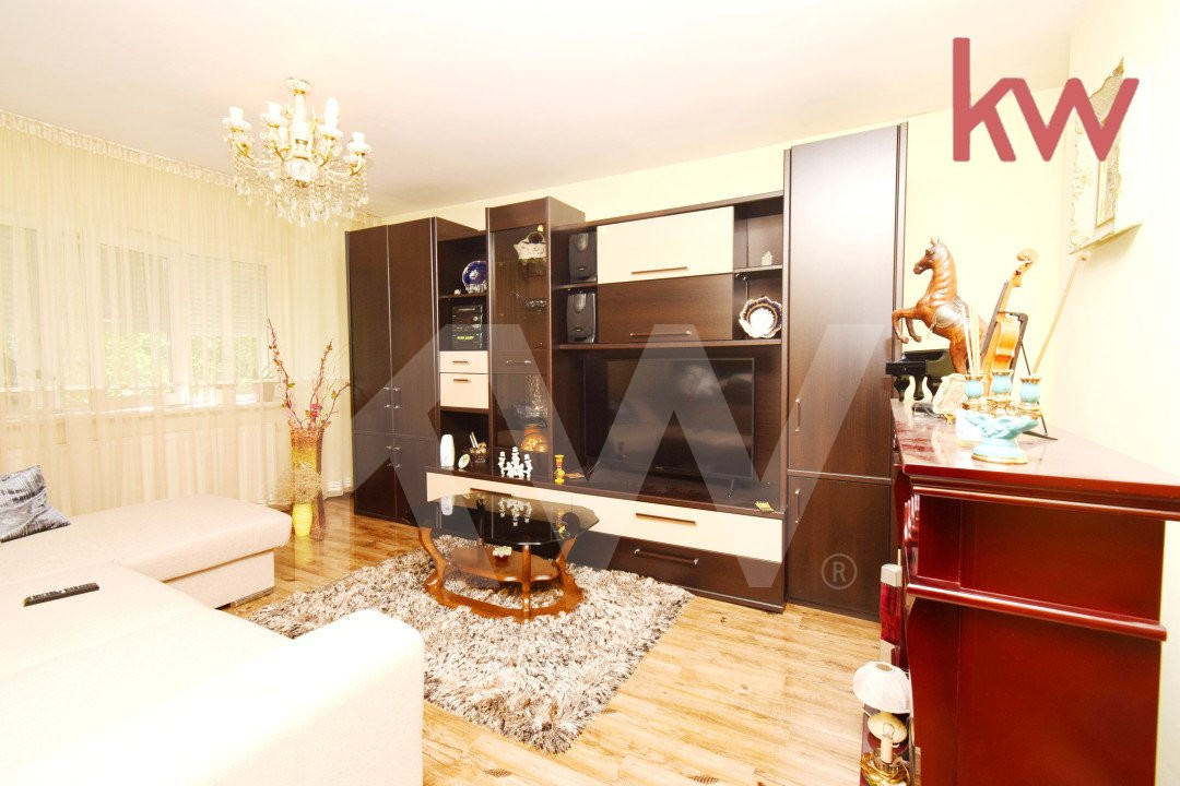 Apartament 4 camere decomandat, parter, renovat, centrala, Brada lui Novac