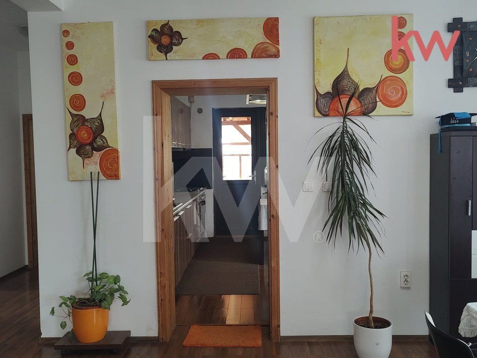 Casa Ghercesti, spațioasă, cu livada