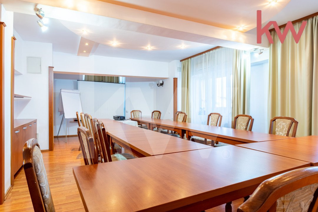 Hotel de 4 stele, restaurant, sala de evenimente - oportunitate de investitii!
