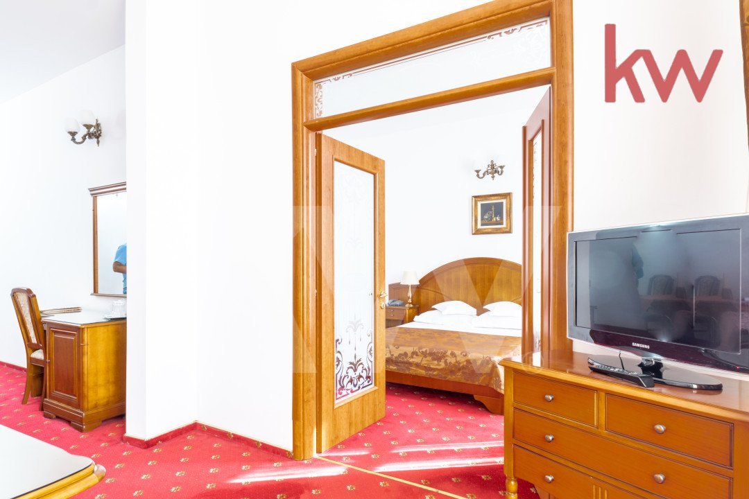 Hotel de 4 stele, restaurant, sala de evenimente - oportunitate de investitii!