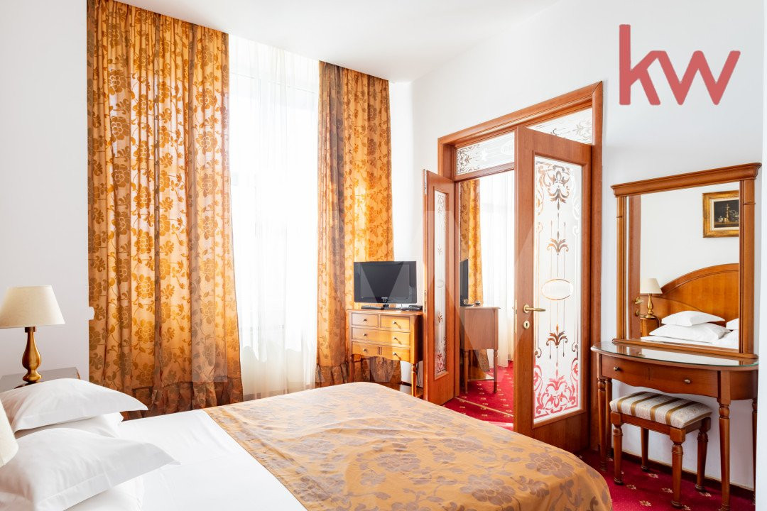 Hotel de 4 stele, restaurant, sala de evenimente - oportunitate de investitii!