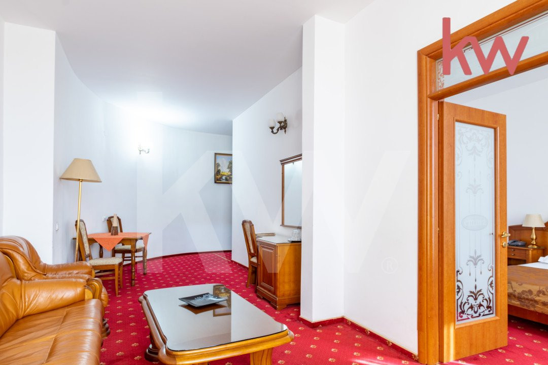 Hotel de 4 stele, restaurant, sala de evenimente - oportunitate de investitii!