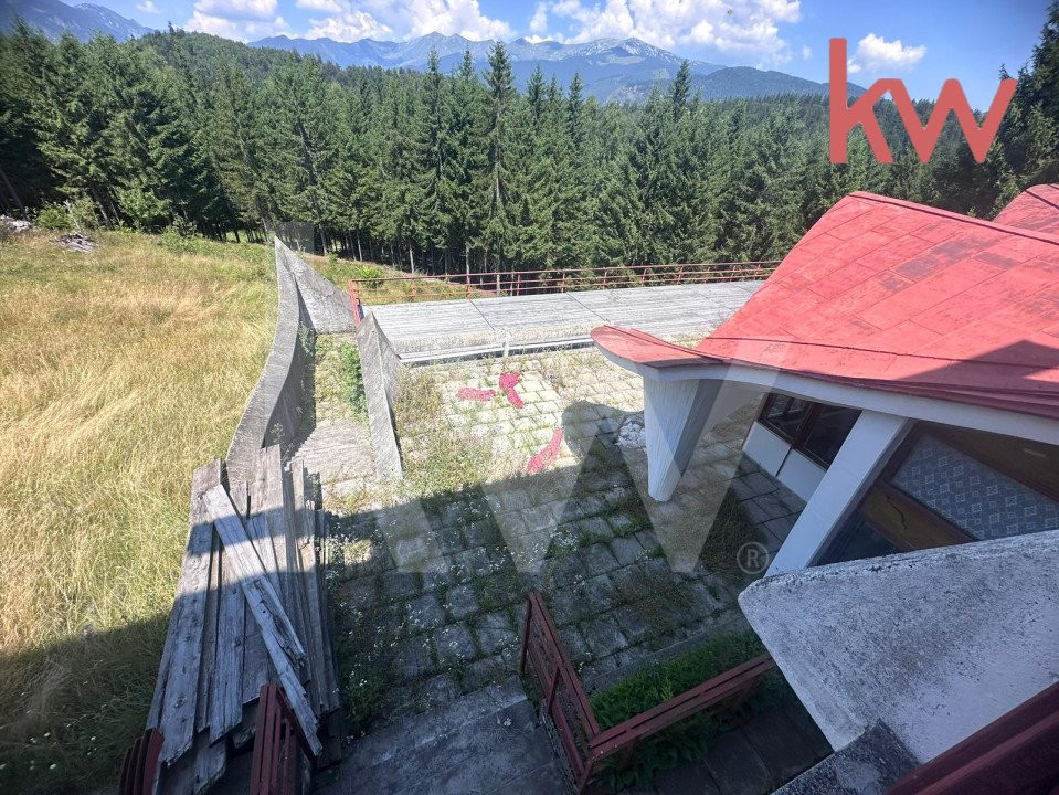 Motel Valea de Pesti, inconjurat de padure, langa lac