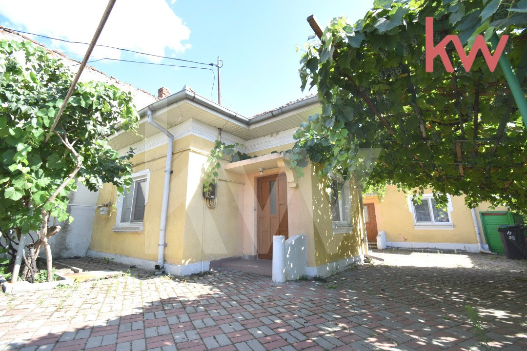 Casa parter si teren situata semicentral, str Raului, teren 1000 mp
