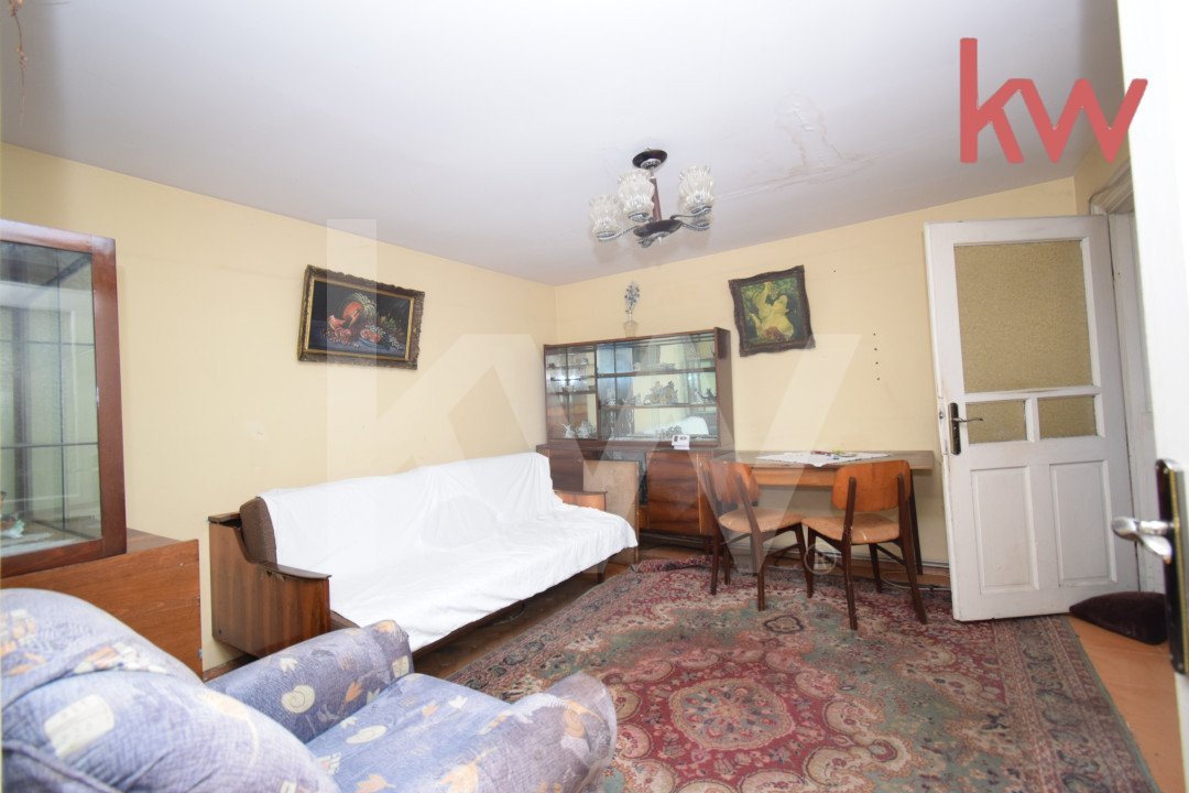 Casa parter si teren situata semicentral, str Raului, teren 1000 mp