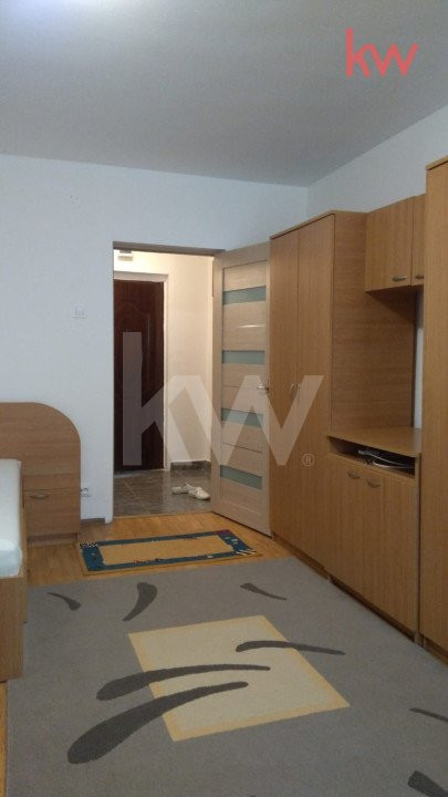 Garsonieră de închiriat 