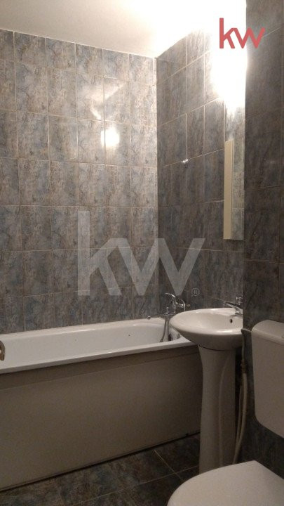 Garsonieră de închiriat 