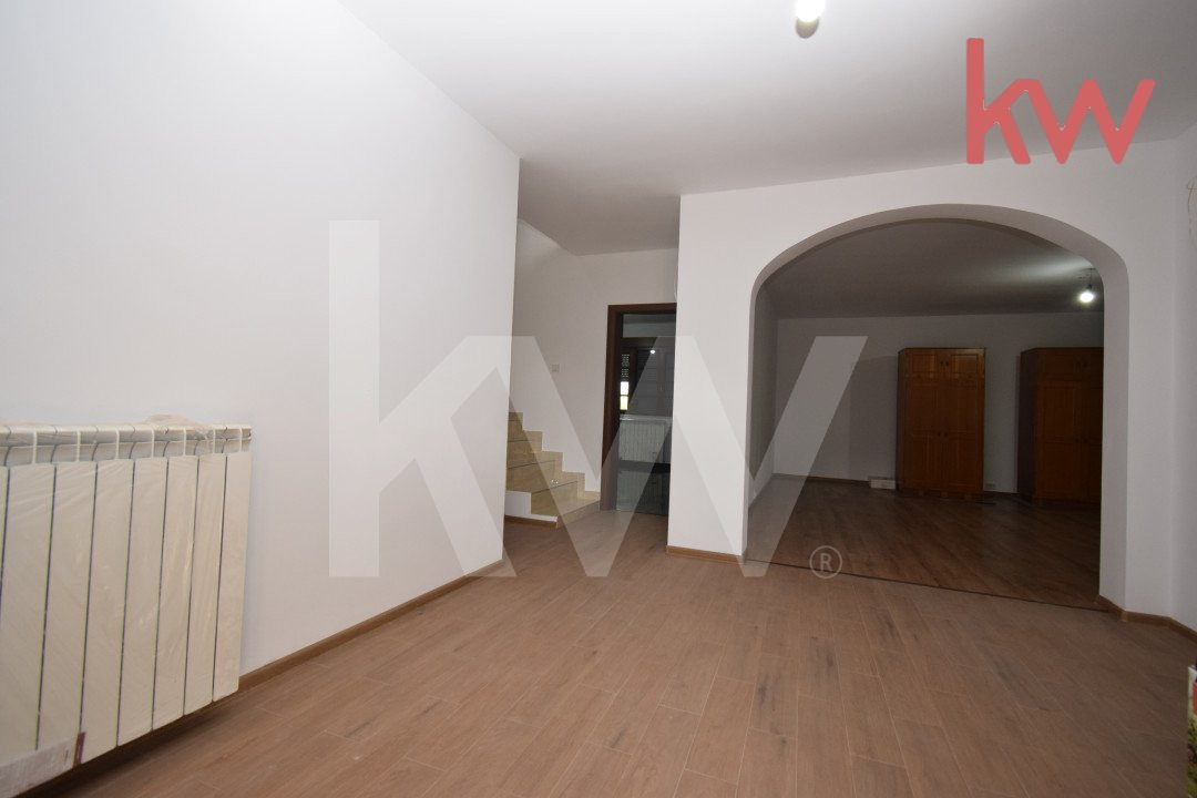 Casa parter si etaj, finisaje superioare, Bariera Valcii