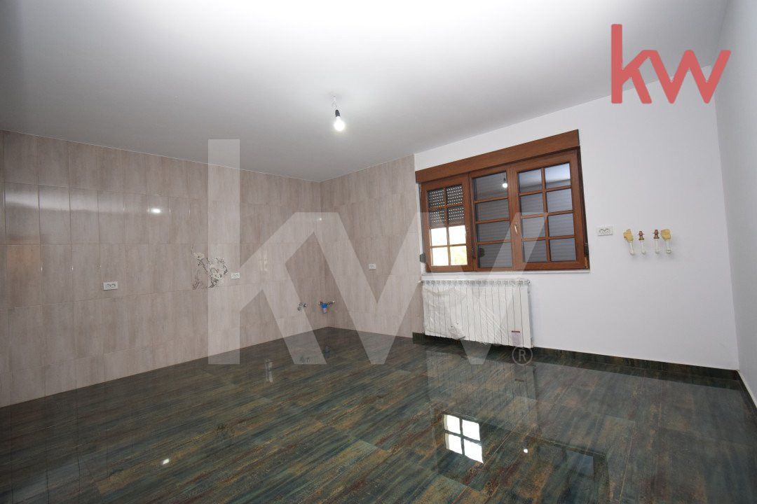 Casa parter si etaj, finisaje superioare, Bariera Valcii