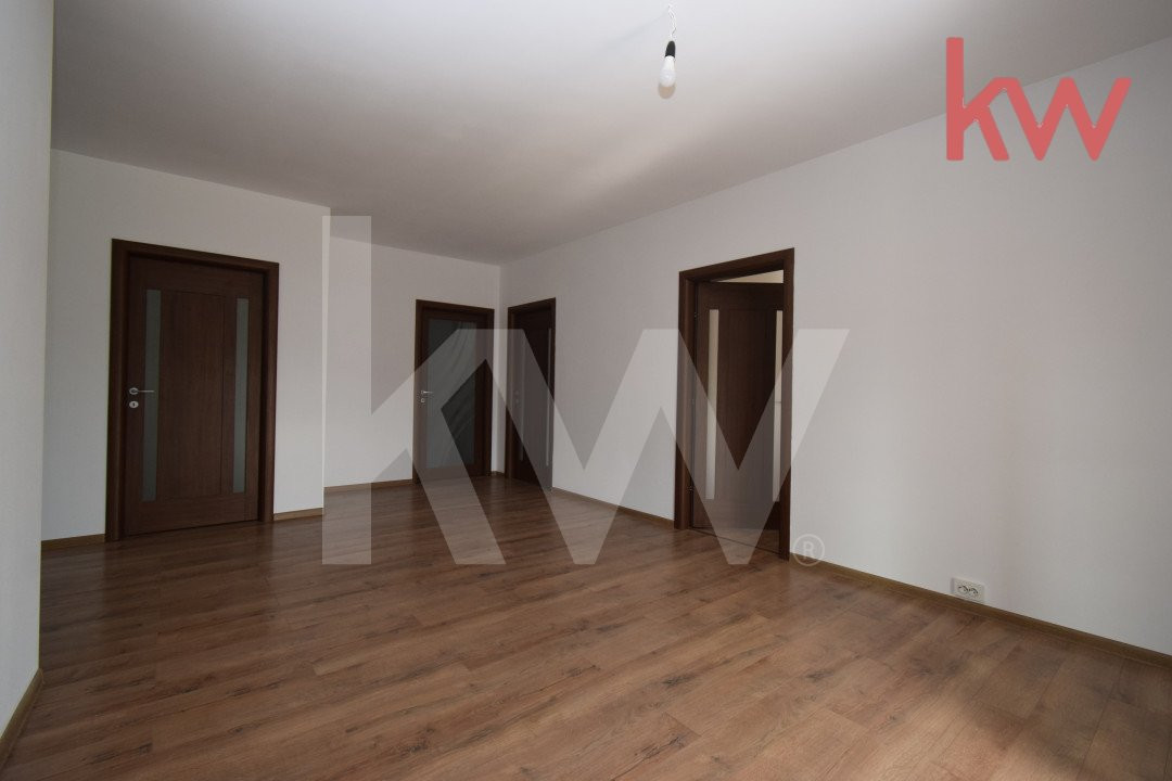 Casa parter si etaj, finisaje superioare, Bariera Valcii