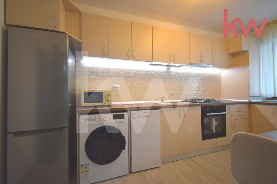 Apartament 2 camere, , bloc nou, loc de parcare, recent mobilat spre inchiriere