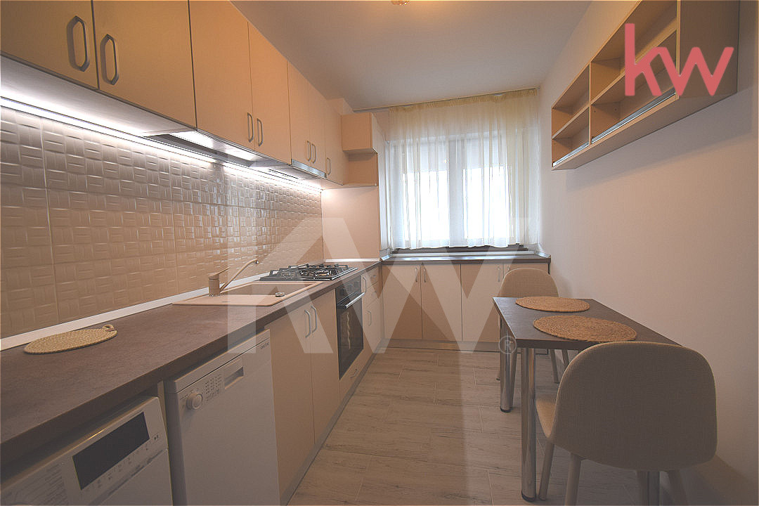 Apartament 2 camere, , bloc nou, loc de parcare, recent mobilat spre inchiriere