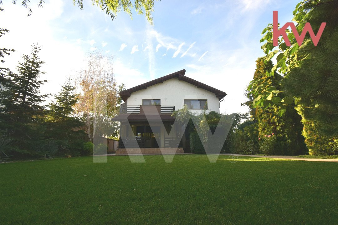 Casa deosebita zona Ford - Carcea, teren 1200 mp cu o gradina superba