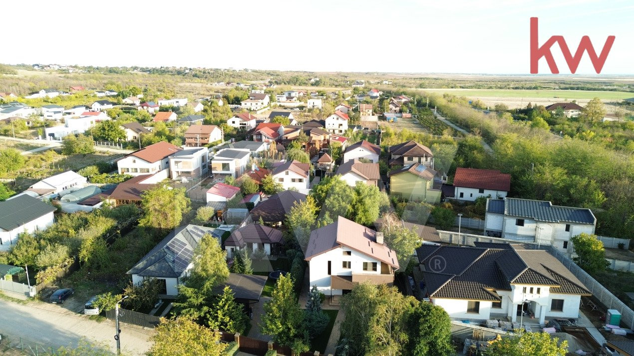 Casa deosebita zona Ford - Carcea, teren 1200 mp cu o gradina superba