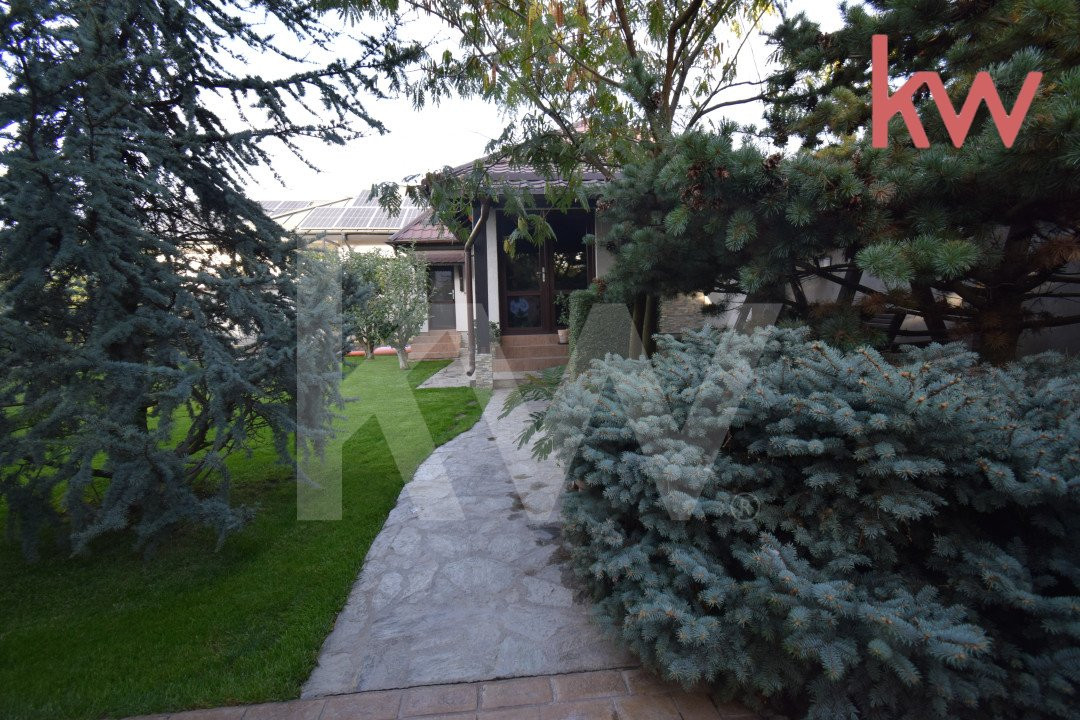 Casa deosebita zona Ford - Carcea, teren 1200 mp cu o gradina superba