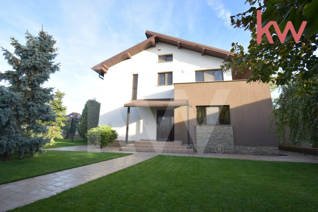 Casa deosebita zona Ford - Carcea, teren 1200 mp cu o gradina superba