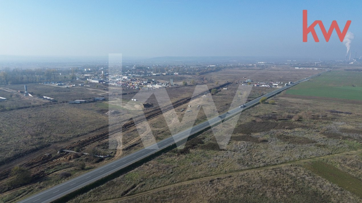 Teren Intravilan, Craiova, str Industriilor, utilitati in zona