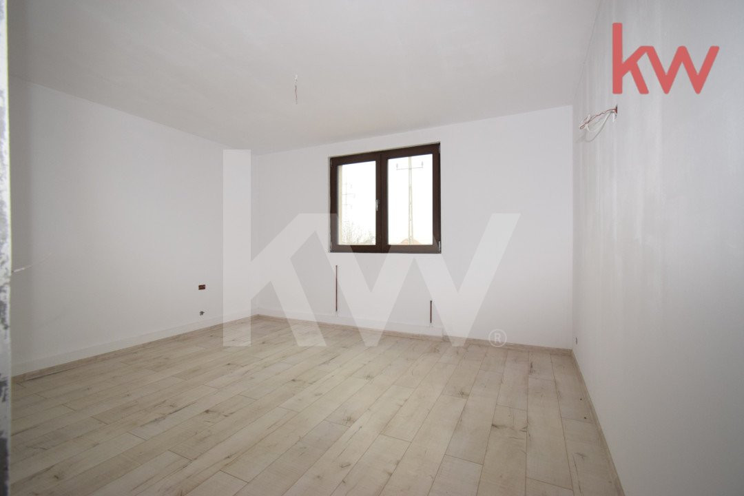Casa Parter, etaj si mansarda Albesti, la doar 3 km distanta de Craiova
