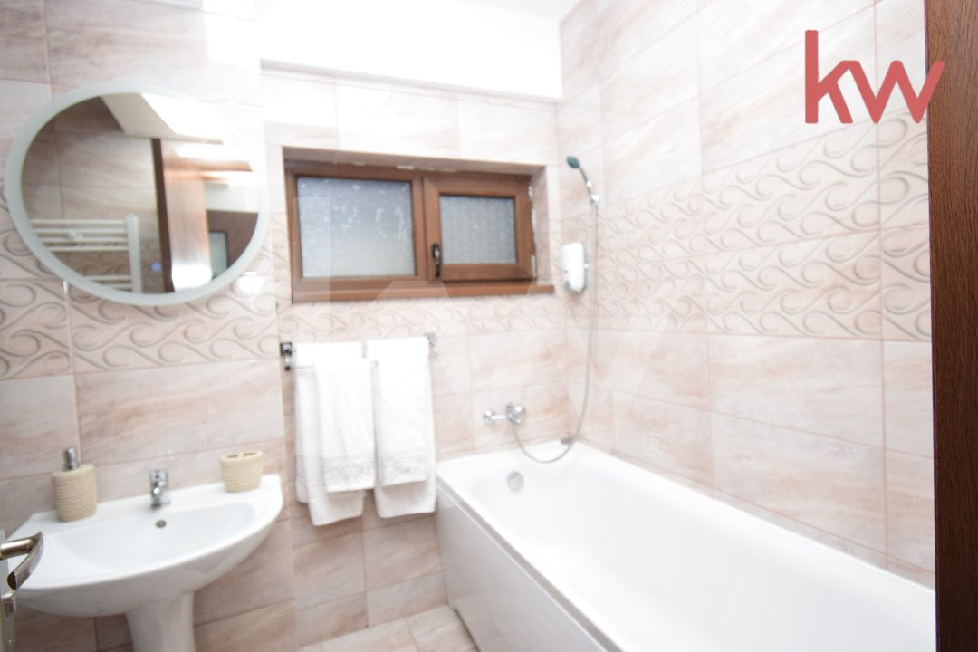 Apartament central, loc de parcare, gradina proprie, mobilat si utilat modern 