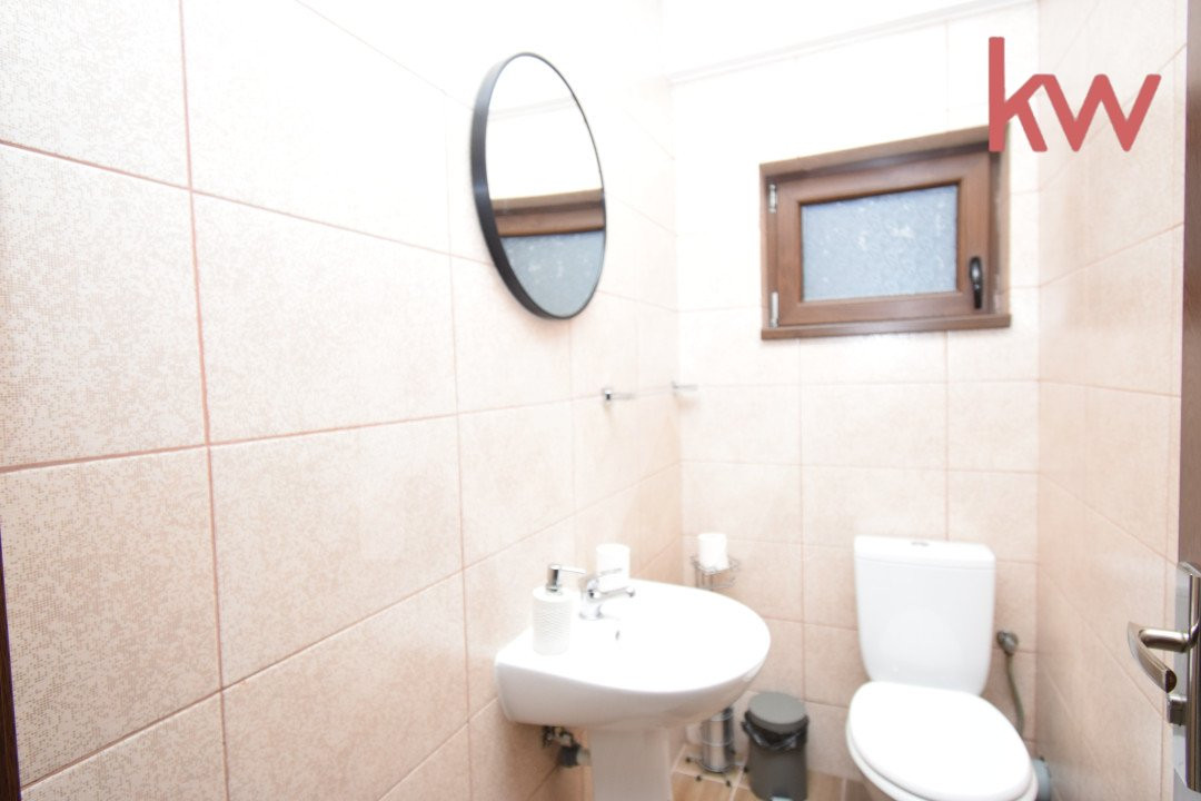 Apartament central, loc de parcare, gradina proprie, mobilat si utilat modern 