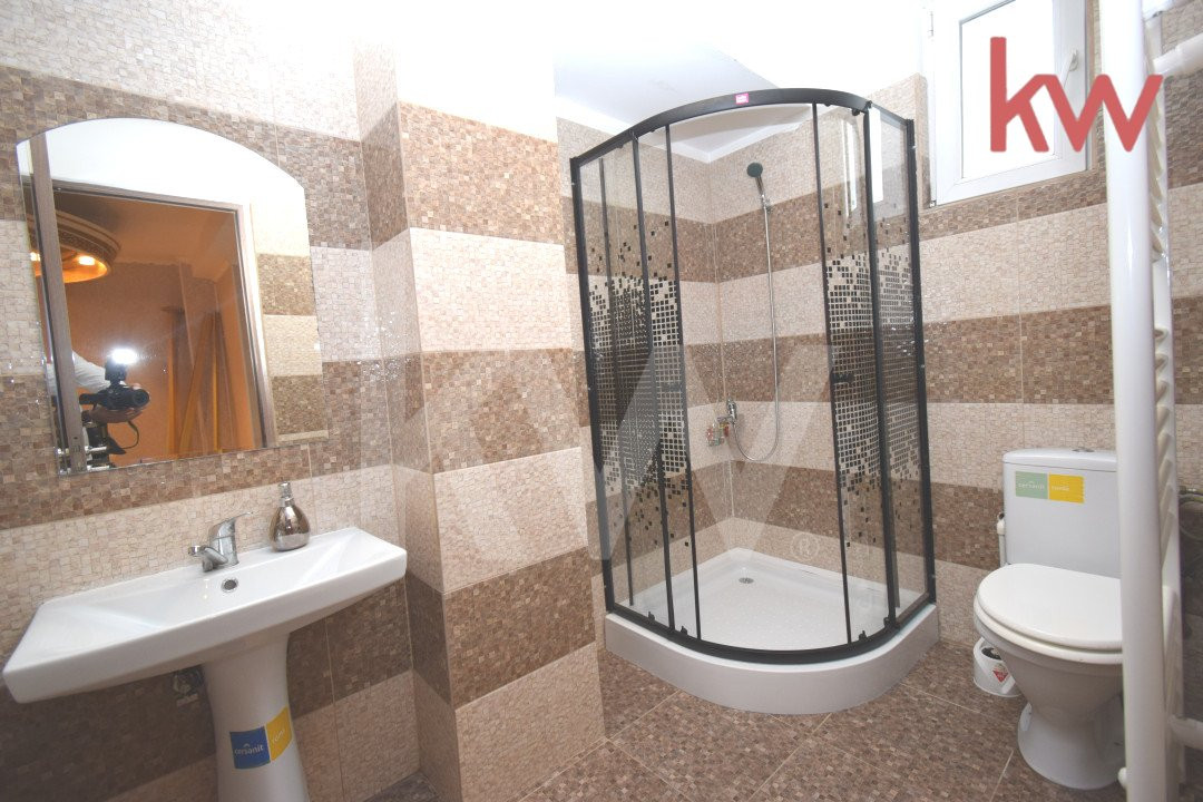Apartament 3 camere, 2 locuri de parcare, gradina