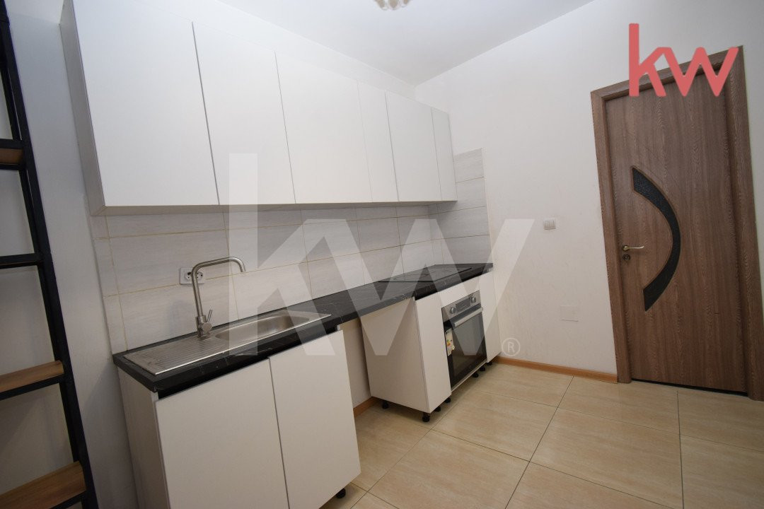 Apartament 3 camere, 2 locuri de parcare, gradina