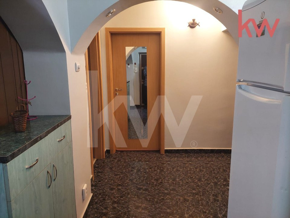 Apartament de Închiriat Rovine