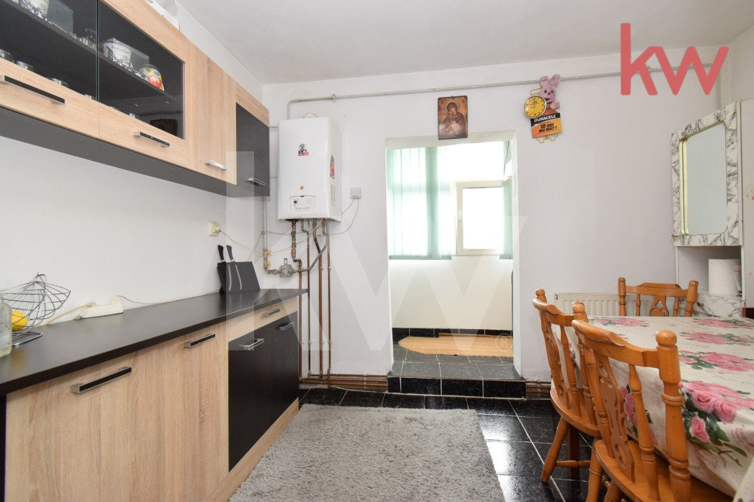 Apartament 3 camere decomandat, 1 Mai, centrala termica