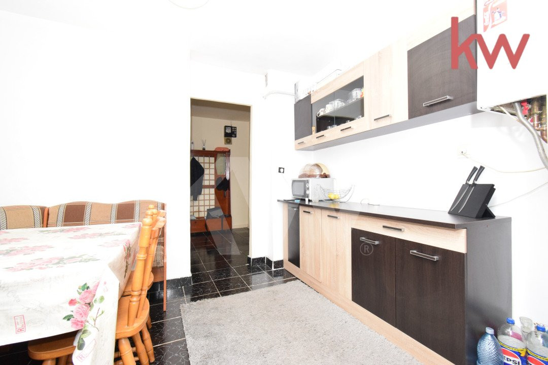 Apartament 3 camere decomandat, 1 Mai, centrala termica