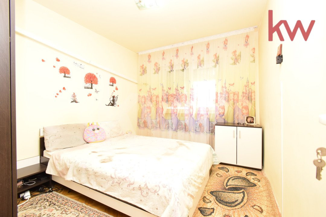 Apartament 3 camere decomandat, 1 Mai, centrala termica