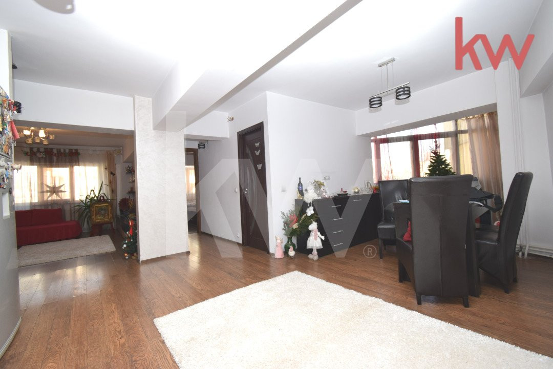 Apartament etajul 1,  Brazda lui Novac, 4 camere decomandat renovat si mobilat